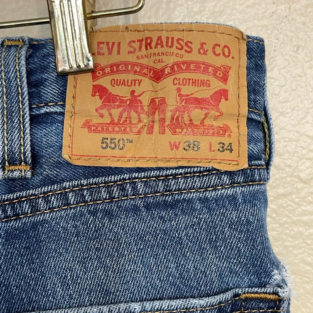 Levi's 550 Men's Straight Blue Jeans 38/34